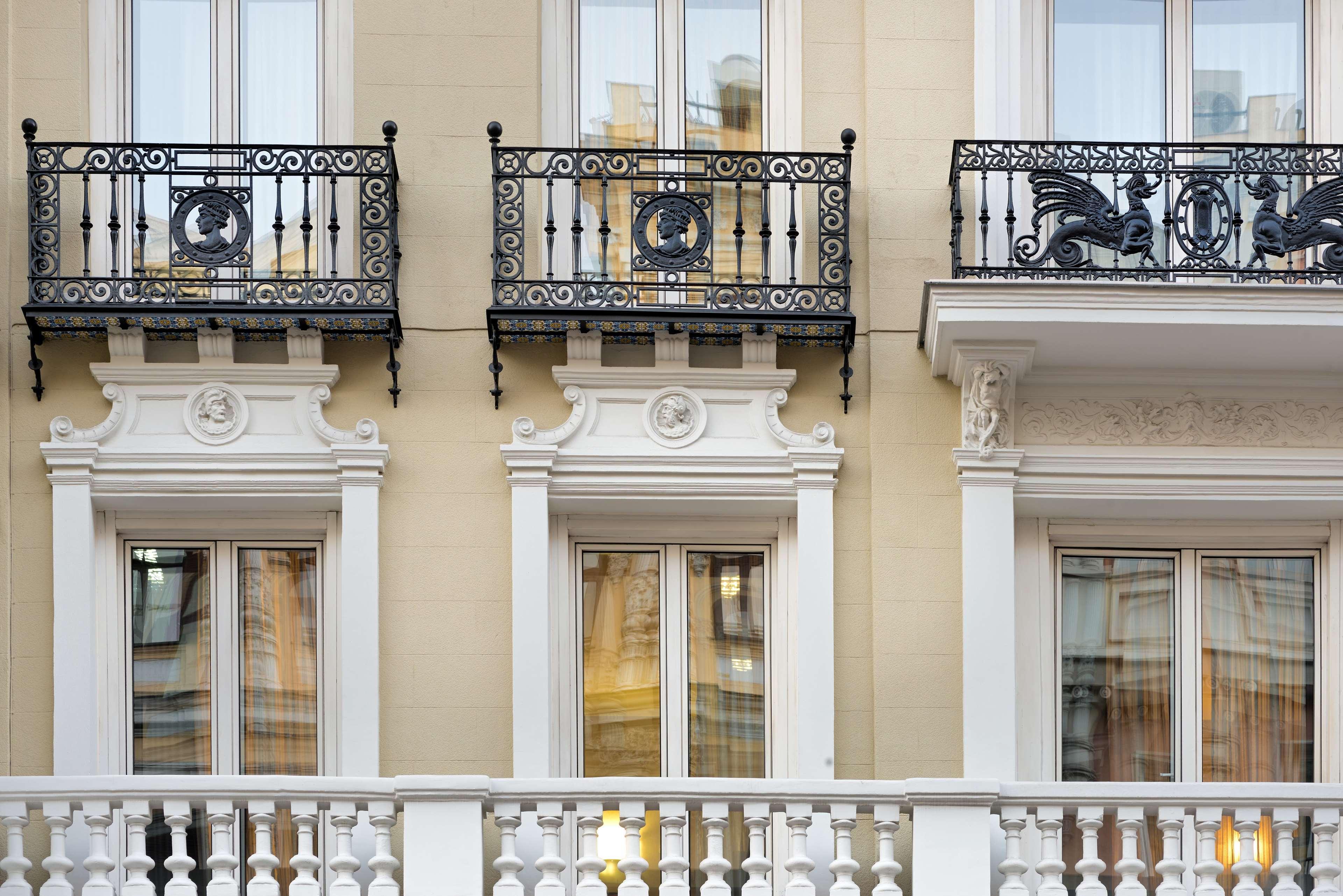 Catalonia Gran Via Madrid Hotel Exterior photo